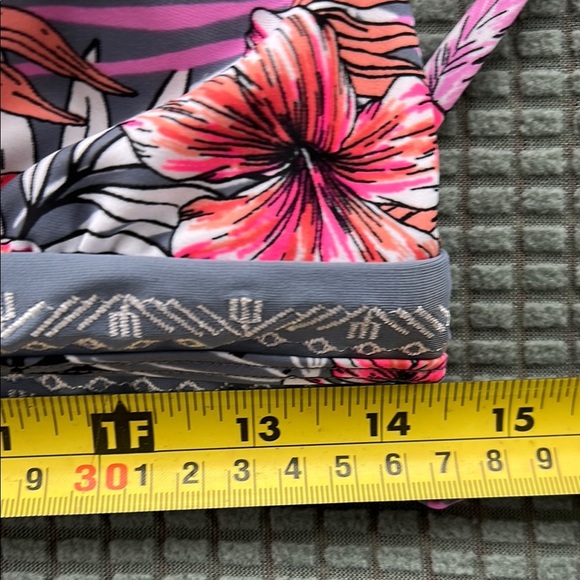 Floral Strappy Bikini Top - Picture 4 of 5